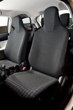 Toyota iQ 2011 года